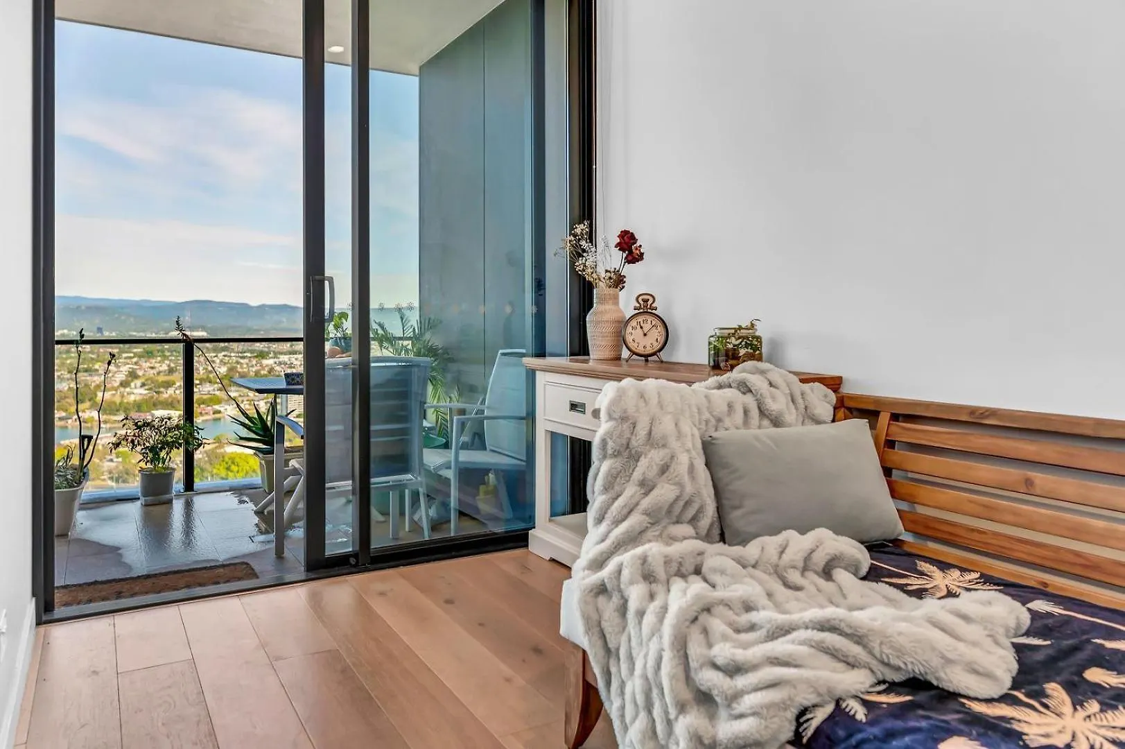 Casino Residences 1 & 2 Bedroom Apartments Gold Coast