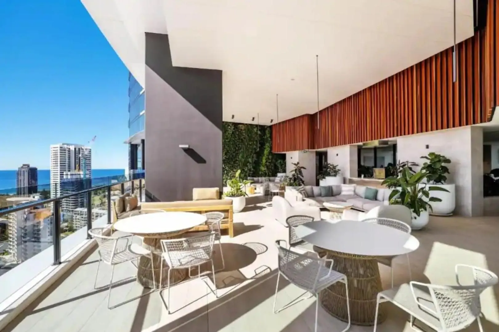 Casino Residences 1 & 2 Bedroom Apartments Gold Coast